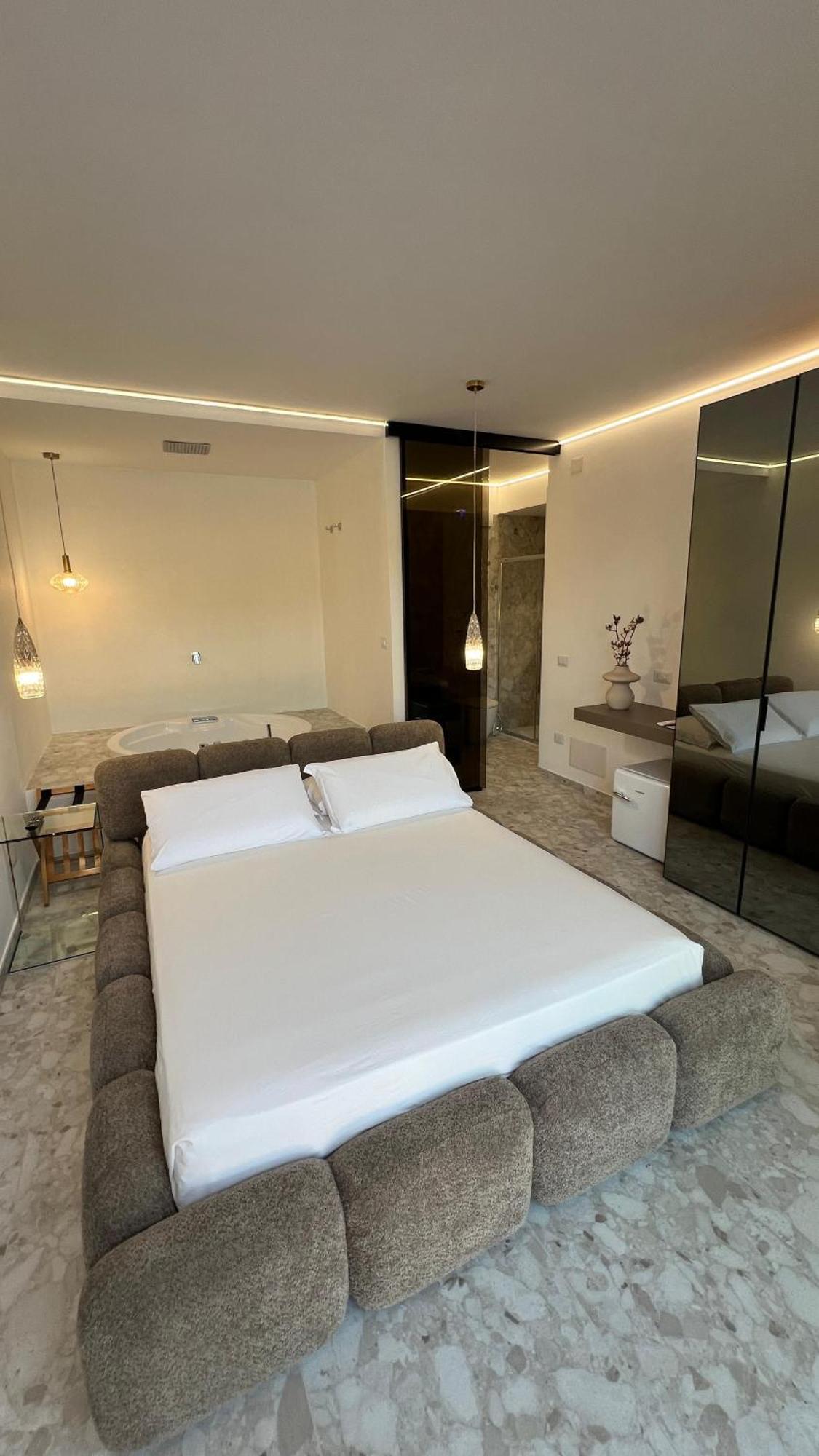 Cuore Del Cilento Relais&Retreat Castellabate Luaran gambar